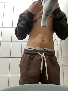 oqui (M young) - 😏