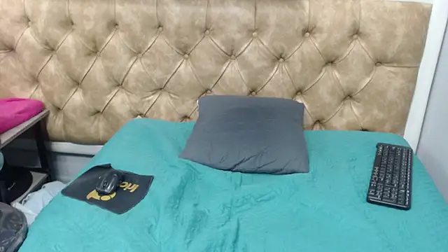 stiwentwink (M twink) - cum show public