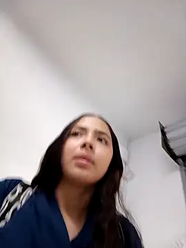 sexy_cloe_outdoors (F teen) - Hoy cumplo deseos desde la Universidad