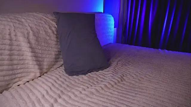 sixtiseventi (F young) - Try To Make Me CUM