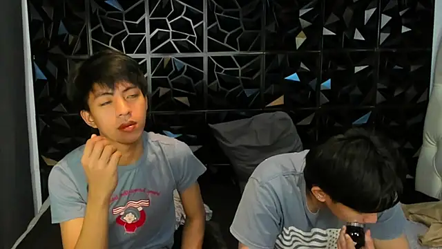 davincihugecock's live cam