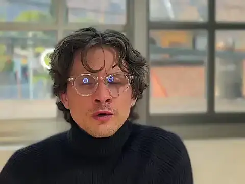 mcklister_kinky_feets - Mcklister_kinky_feets's free webcam - UK Sex Cams