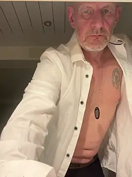 malematureisbest (M mature) - Record