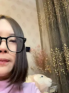 xiaxia55 - Xiaxia55's free webcam