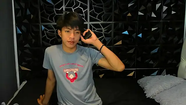 davincihugecock live sex cam