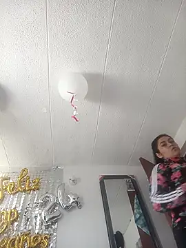 sckarlet1 - Sckarlet1's free webcam