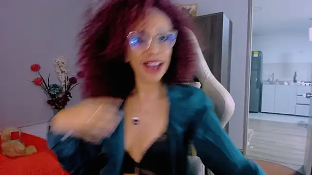 scarlettmalbec - ScarlettMalbec's free webcam - UK Sex Cams