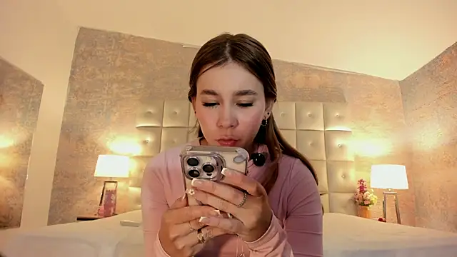 lezy_ - Lezy_'s free webcam