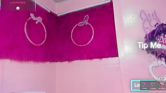 Karlaa_Hernandez... Live Webcam on Stripchat