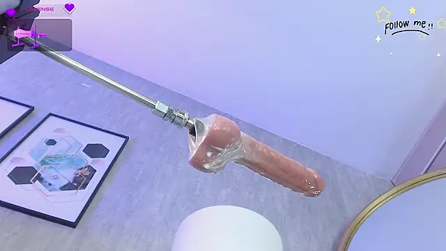 adara_le (F milf) - 3 fingers in ass 🍑👅