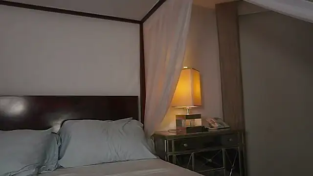 Katyerave live sex cam