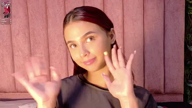 miajanss - MiaJanss's free webcam