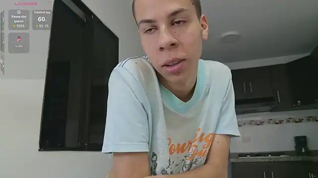 grey___27 - Grey___27's free webcam - UK Sex Cams