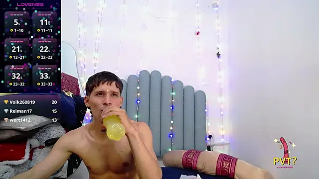 anjali_rohan Live Webcam on Stripchat