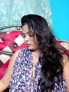 Webcam Model (horny_ria123)  is live.Free join now!