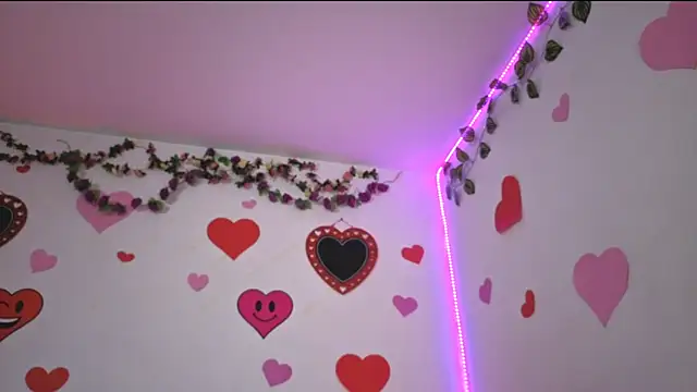 maleisummer - MaleiSummer's free webcam - UK Sex Cams