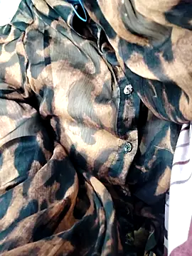 Webcam Model (QuittingBiennial)  is live.Free join now!