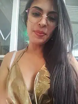 astrid-- (G young) - Masturbating with my tits out