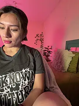 Webcam Model (Bckystonee)  is live.Free join now!