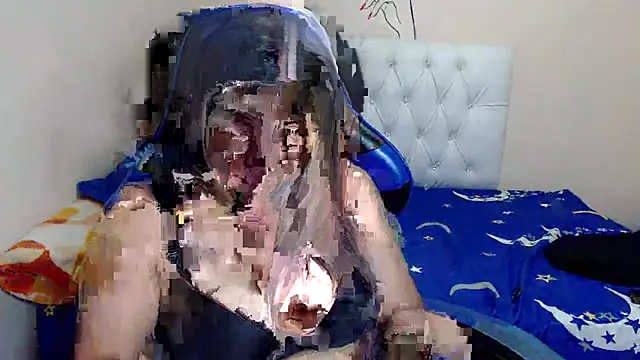 leylafourniert (F young) - naked squirt