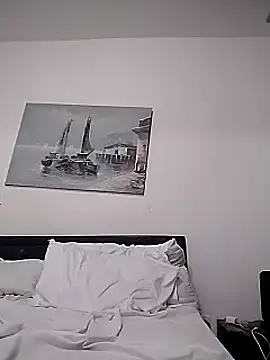 luna_desiree live sex cam