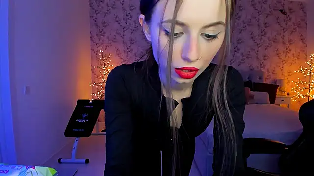 hot_molly5 - Hot_Molly5's free webcam - UK Sex Cams