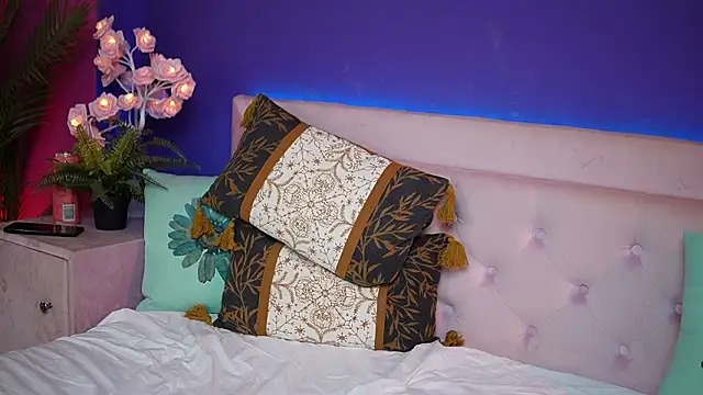 yolandasun - YolandaSun's free webcam - UK Sex Cams