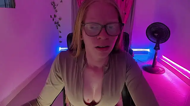albingirl - Albingirl's free webcam
