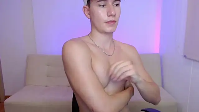 adrian_morelly live sex cam