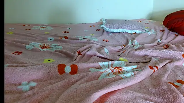 valkahot20 - Valkahot20's free webcam