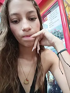 Webcam Model (Vanneskk)  is live.Free join now!