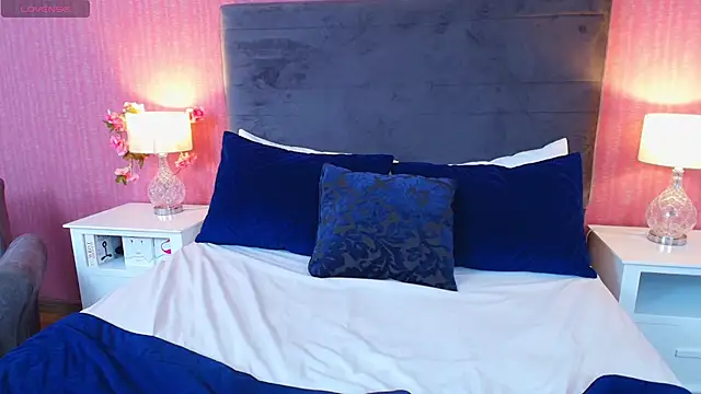 Azurablaze live sex cam