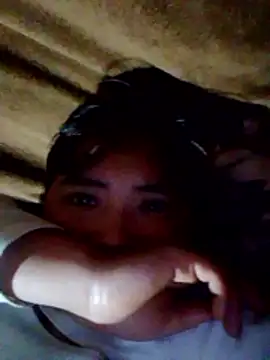 YAONIKUTE live sex cam