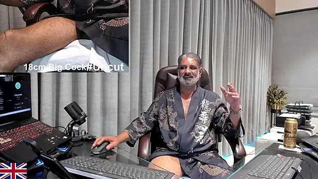 onlinebossuk - OnlineBossUK's free webcam - UK Sex Cams