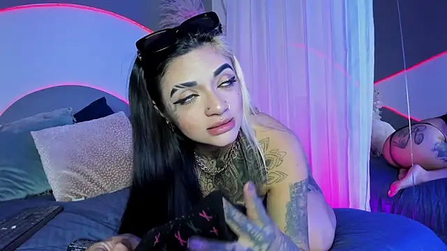 velmorah_vein - Velmorah_Vein's free webcam - UK Sex Cams