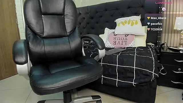 amber__moon1 - Amber__moon1's free webcam - UK Sex Cams