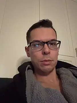 adonimus94 - Adonimus94's free webcam - UK Sex Cams