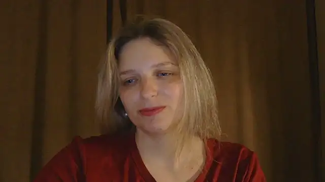 elissky301 - ElisSky301's free webcam - UK Sex Cams