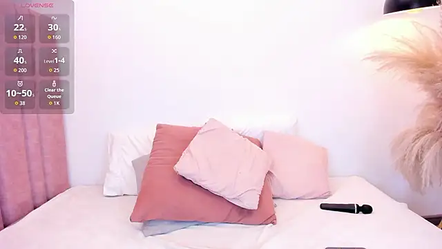 im_lunaluxe - Im_LunaLuxe's free webcam - UK Sex Cams