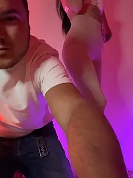 ravenxnoir - RavenXNoir's free webcam - UK Sex Cams