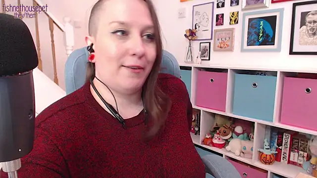 Live sex cam of fishnethousepet