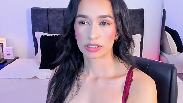 taylormaxwell - Taylormaxwell's free webcam - UK Sex Cams