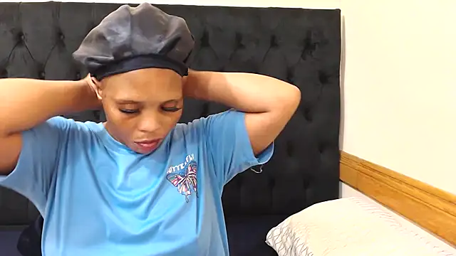 sexypurefire001 - SexyPureFire001's free webcam - UK Sex Cams