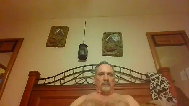 hunkofrock (Ask my age) - New Model on Recon Mission