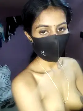 thaper_meera2 (F young) - Boobs show