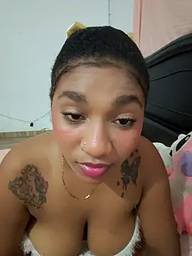 cherly_rogern - Cherly_Rogern's free webcam - UK Sex Cams