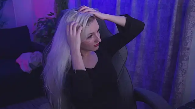 violamore - ViolaMore's free webcam - UK Sex Cams