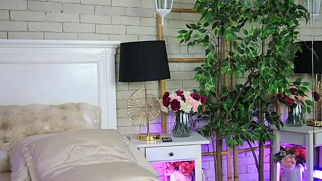 emillybronte (F young) - TWERK & SPANKS