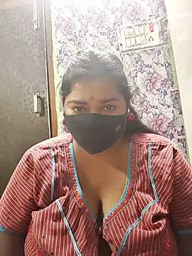 Liyaa_24 live sex cam