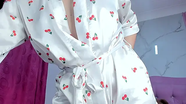 mily17_ - Mily17_'s free webcam - UK Sex Cams